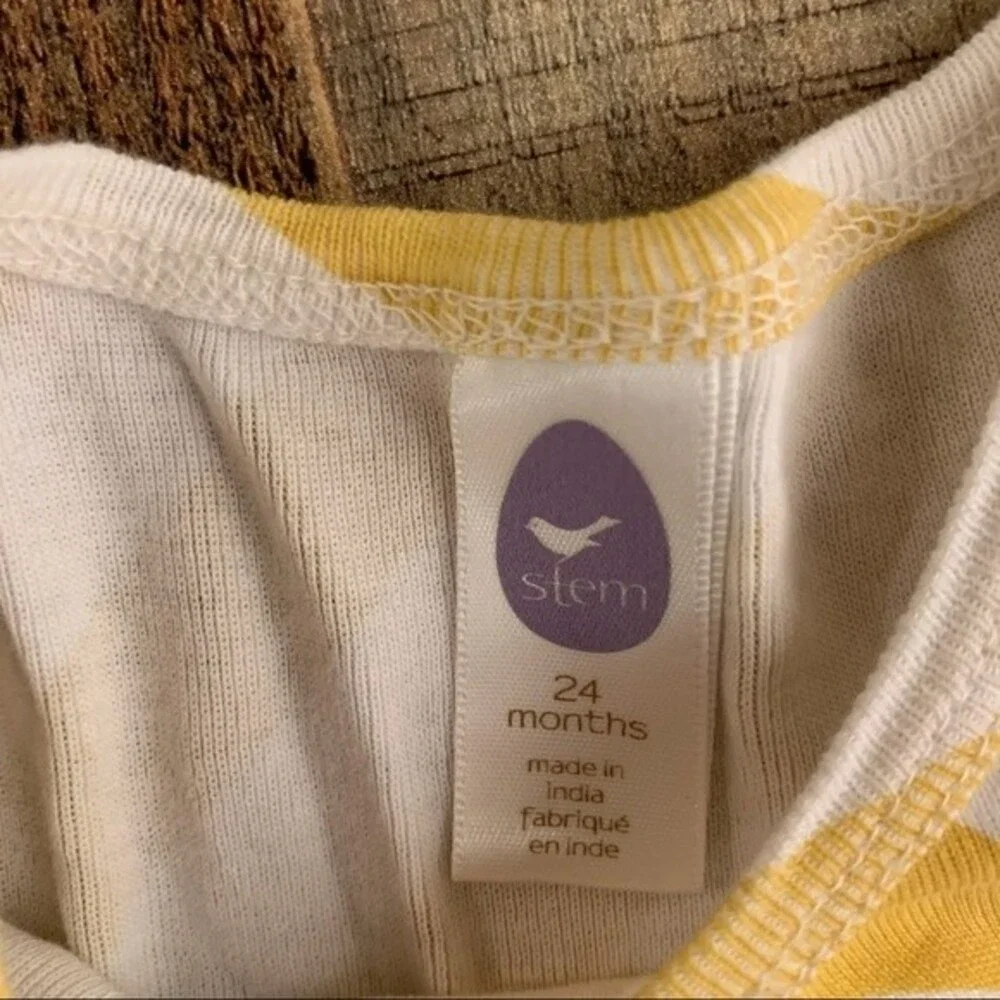 stem yellow striped